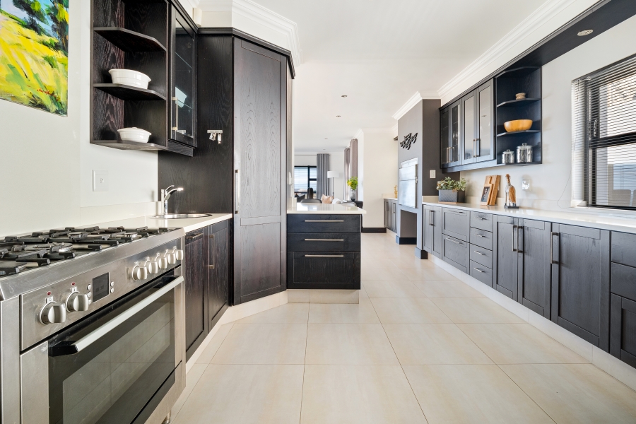 5 Bedroom Property for Sale in Pezula Golf Estate Western Cape